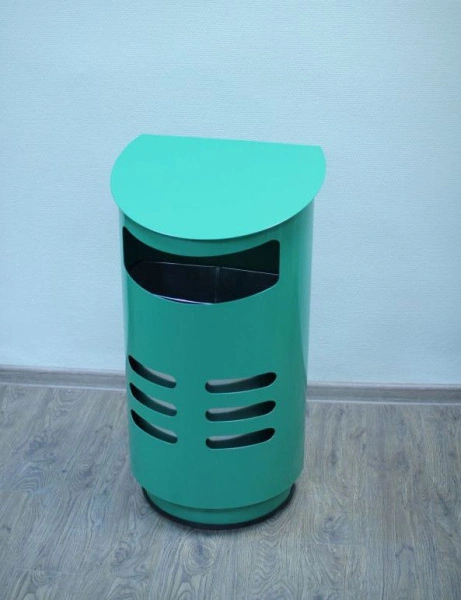 Урна Татнефть 440х320х765 мм с емкостью 20 л